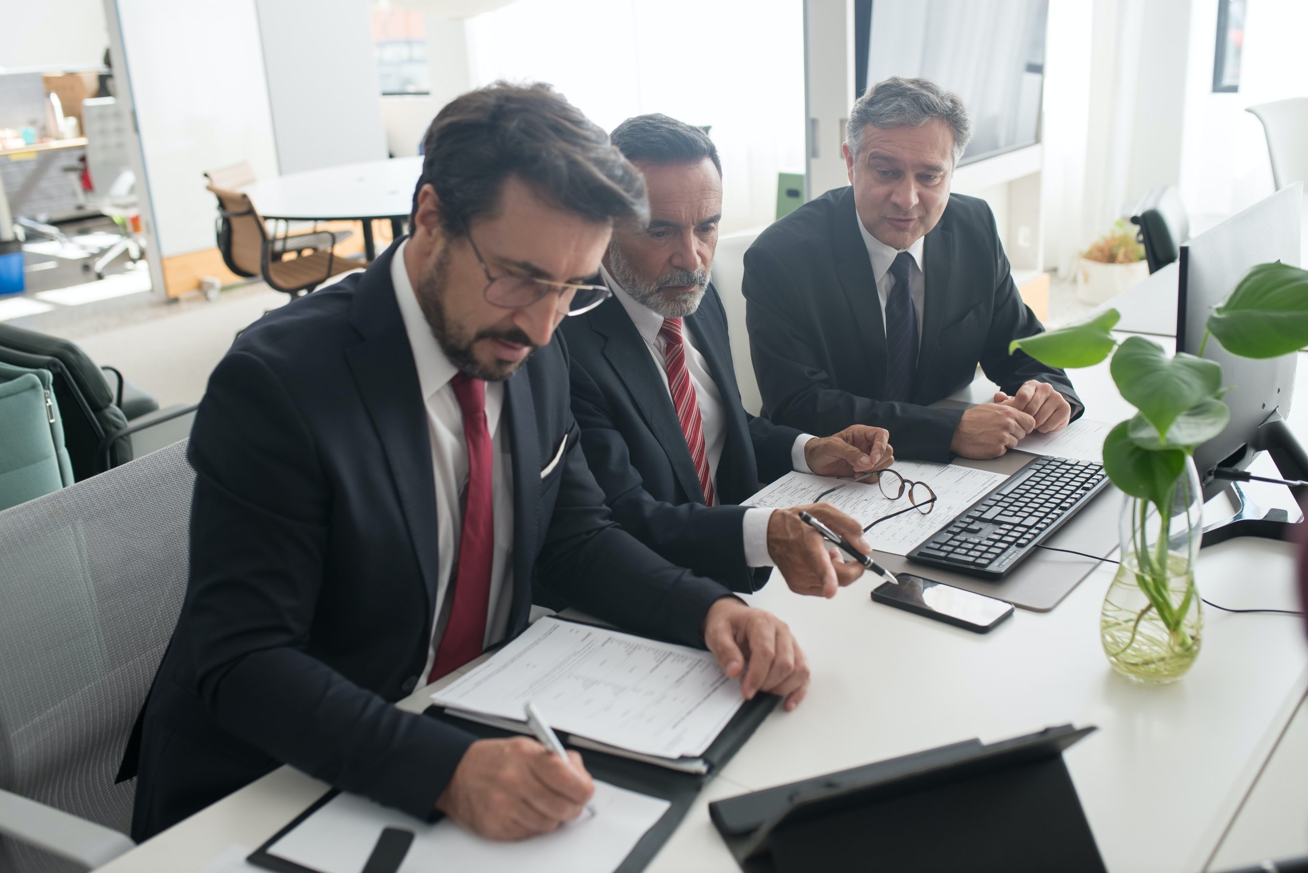Quelles sont les implications fiscales lors du démarrage d’une société ?