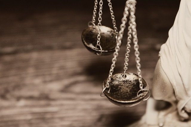 Les liens entre les lois et la morale publique