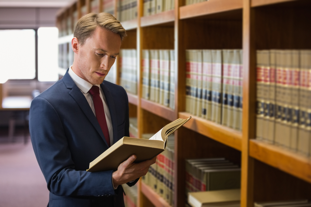 Développement des cabinets d’avocats : allier croissance et déontologie